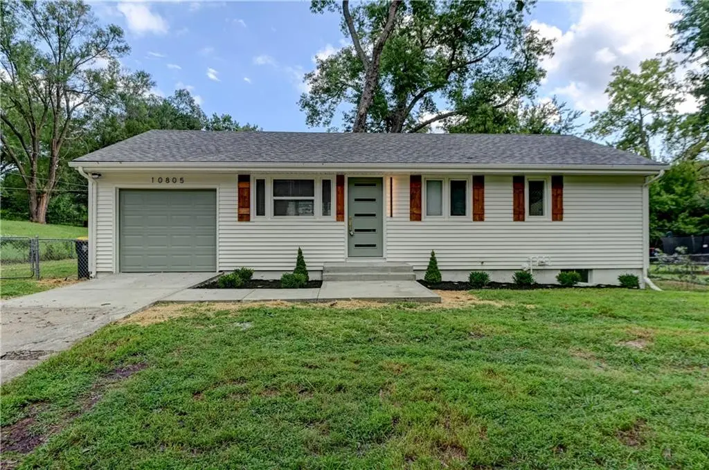 10805 E 49TH ST, Kansas City, MO 64133