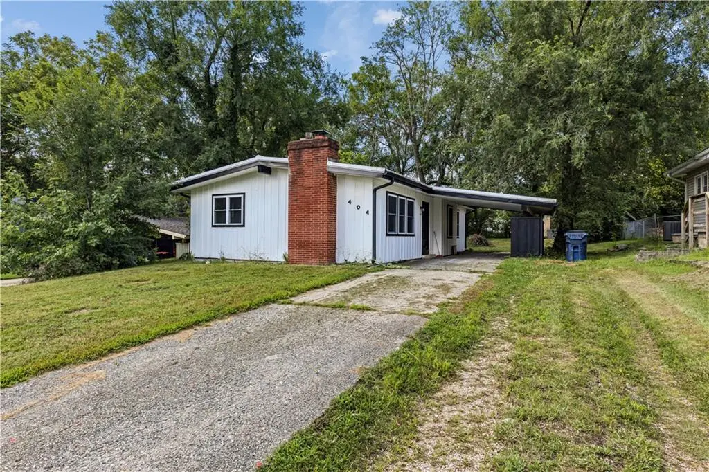 404 8TH ST, Warrensburg, MO 64093