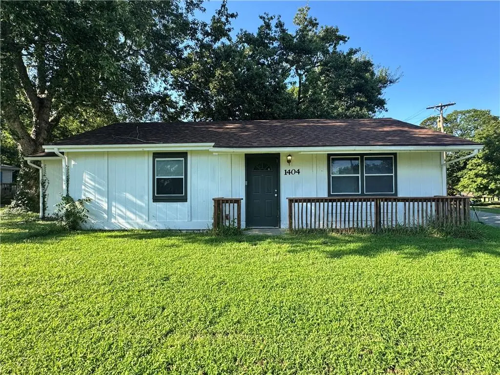 1404 Shawnee ST, Leavenworth, KS 66048