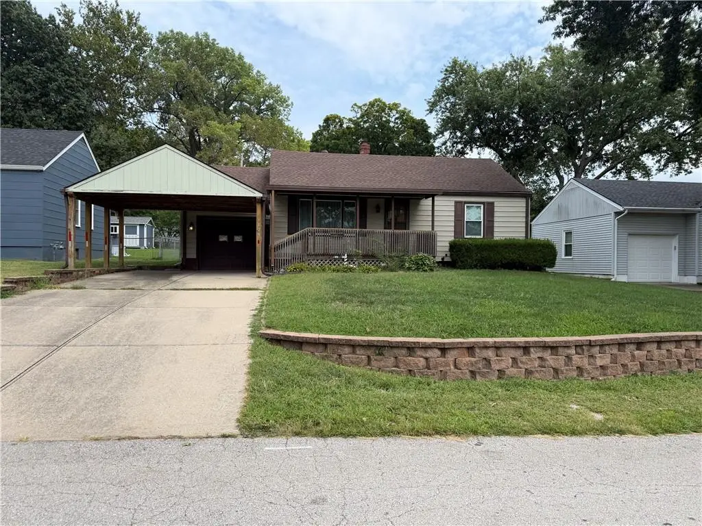 3129 Englewood TER, Independence, MO 64052