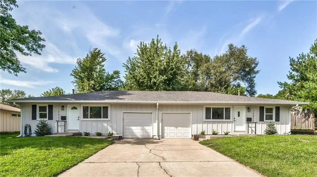 10820-10822 W 49 ST, Shawnee, KS 66203