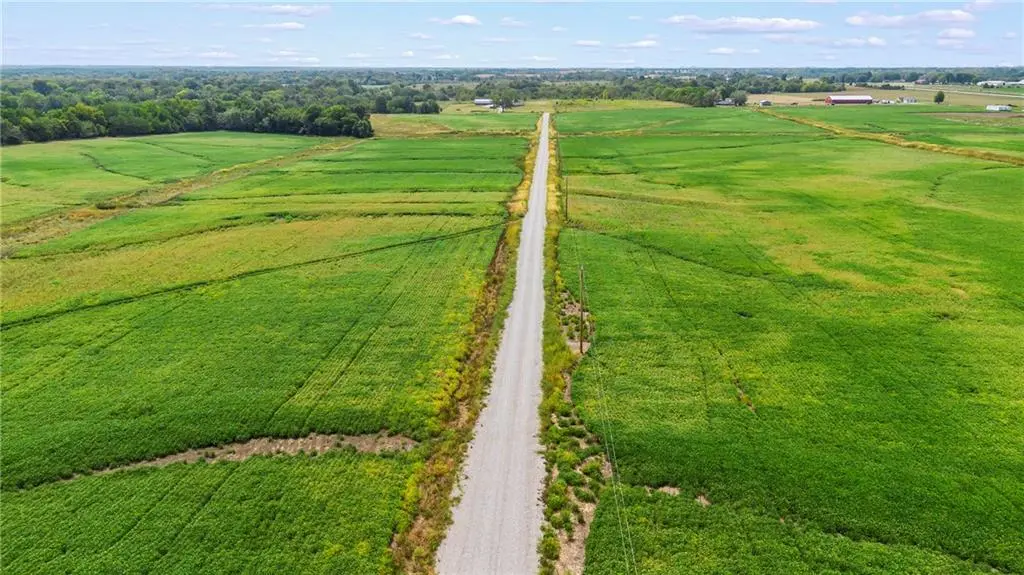Lot 23, Smasal RD, Sedalia, MO 65301