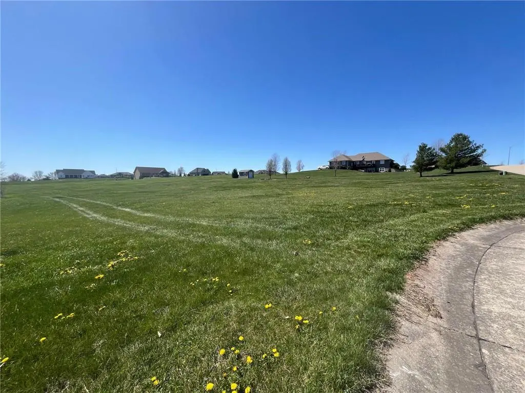 LOT 26 WILLOW DR, Maryville, MO 64468
