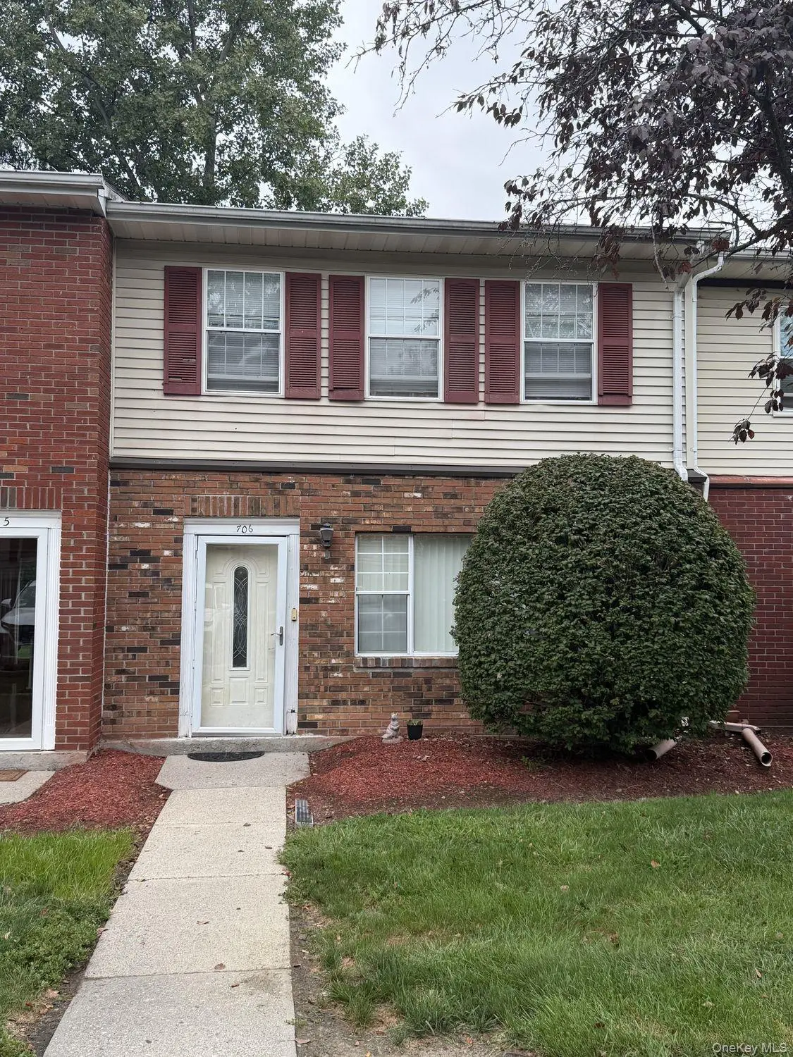 276 Temple Hill RD #706, New Windsor, NY 12553