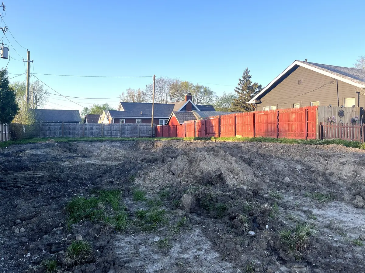 4412 E 10th ST, Indianapolis, IN 46201