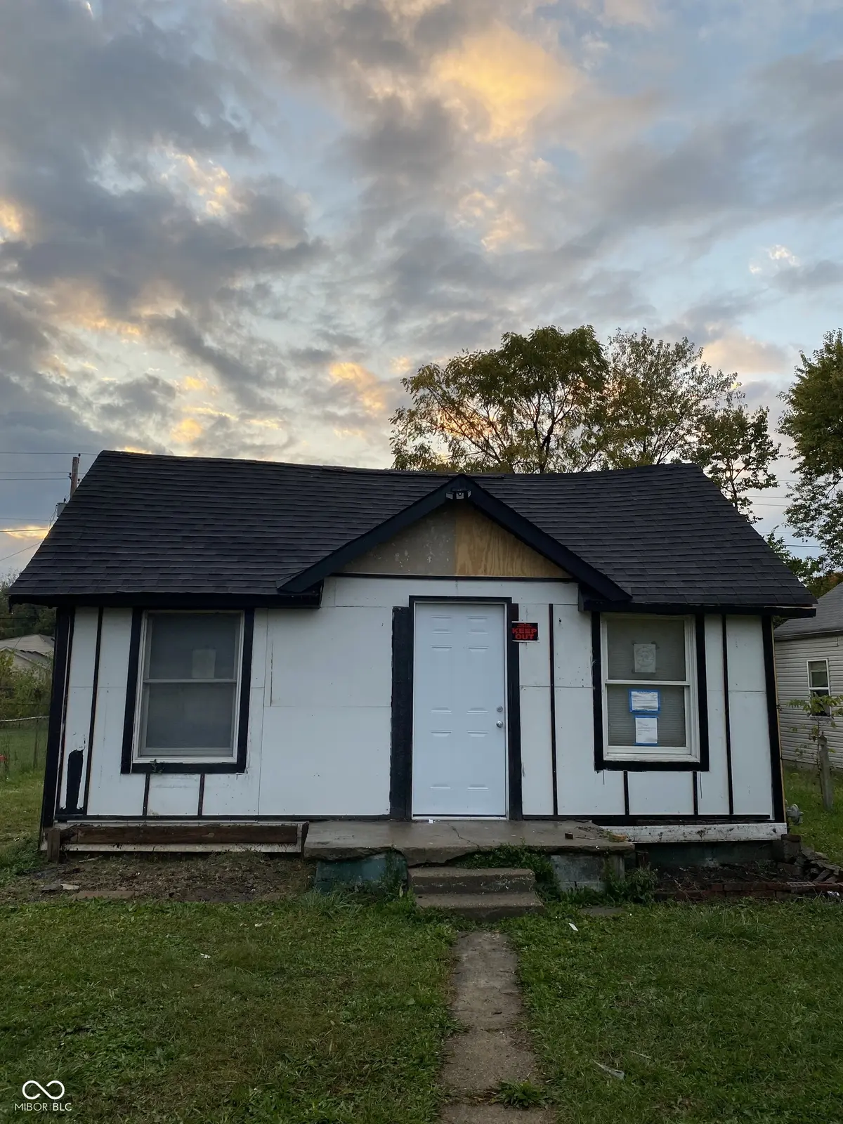 2722 Collier ST, Indianapolis, IN 46241