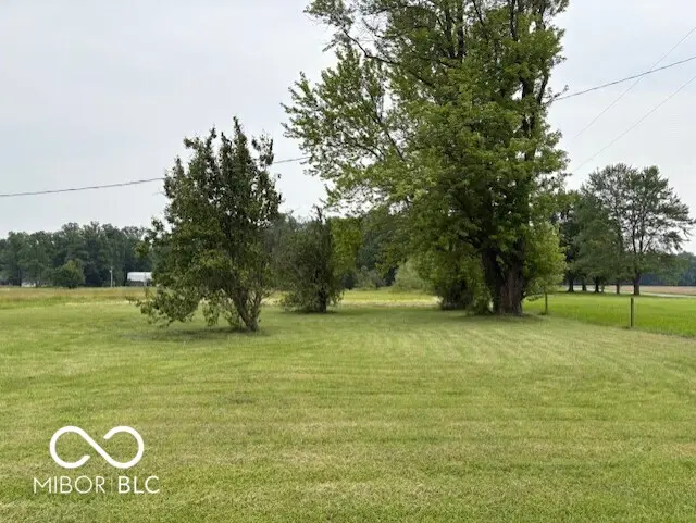 321 E Santee DR, Greensburg, IN 47240