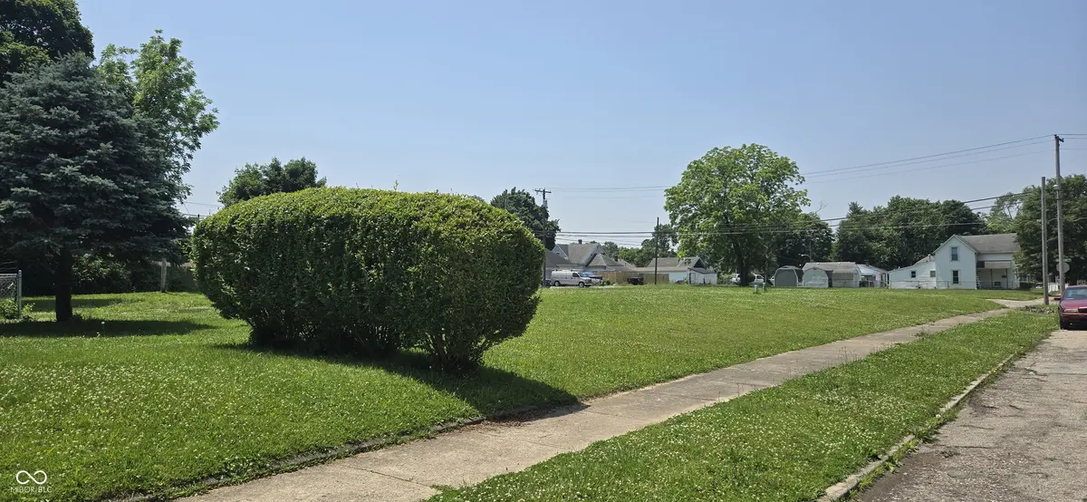 929 W 1st ST, Anderson, IN 46016