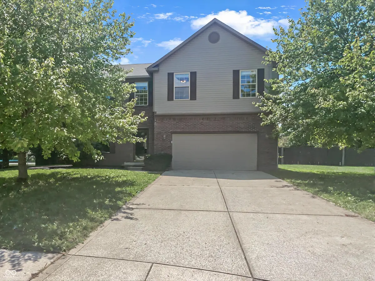 1463 Pippin CT, Avon, IN 46123