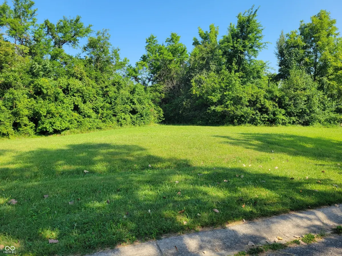 2508 Northshore BLVD, Anderson, IN 46011