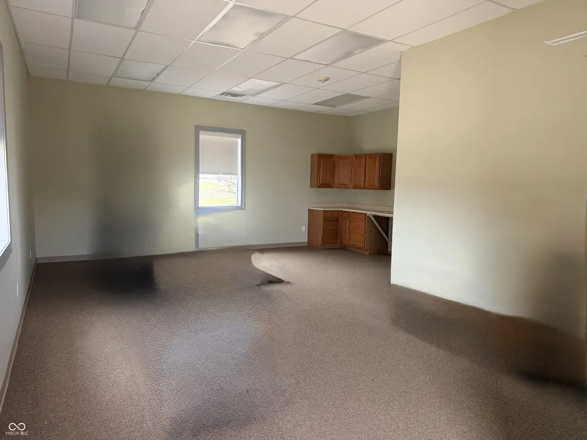 1463 Westridge #D, Greensburg, IN 47240