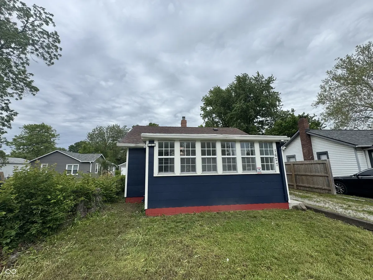 1627 N Berwick AVE, Indianapolis, IN 46222