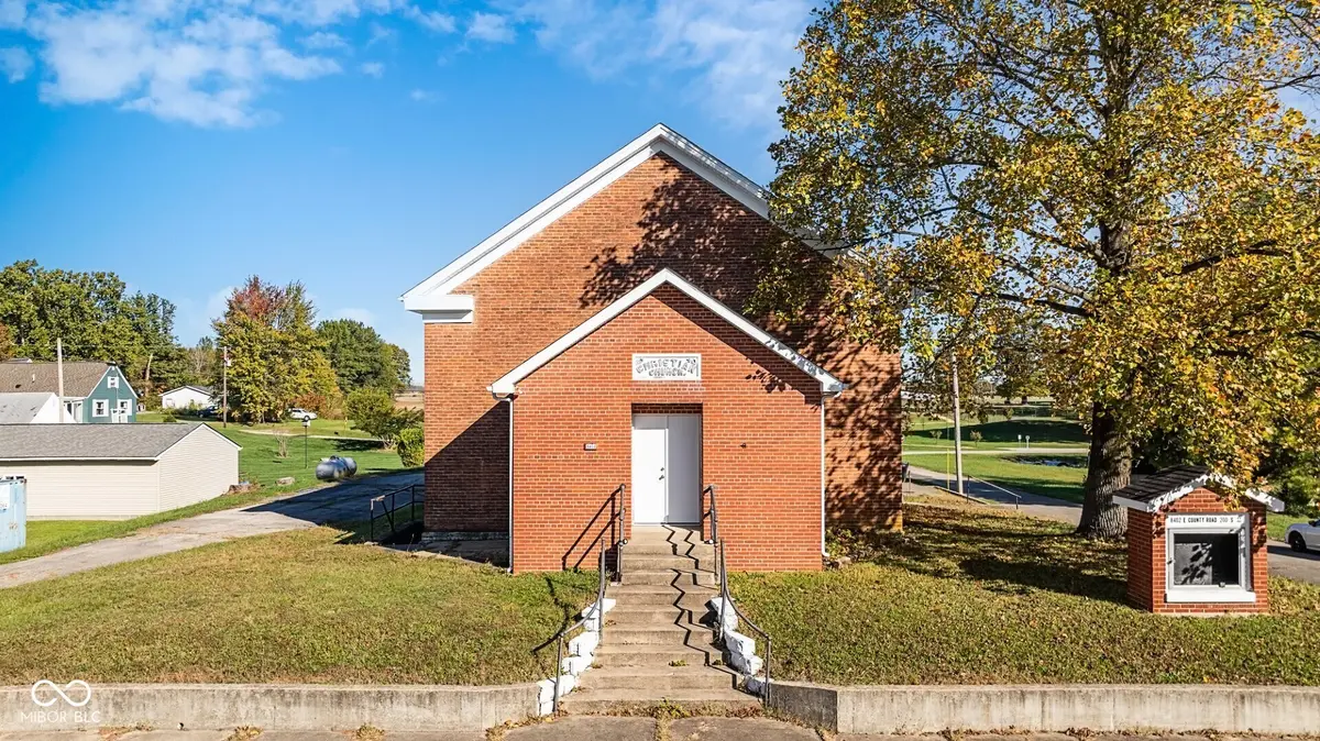 8402 E County Rd 200 S, New Point, IN 47263