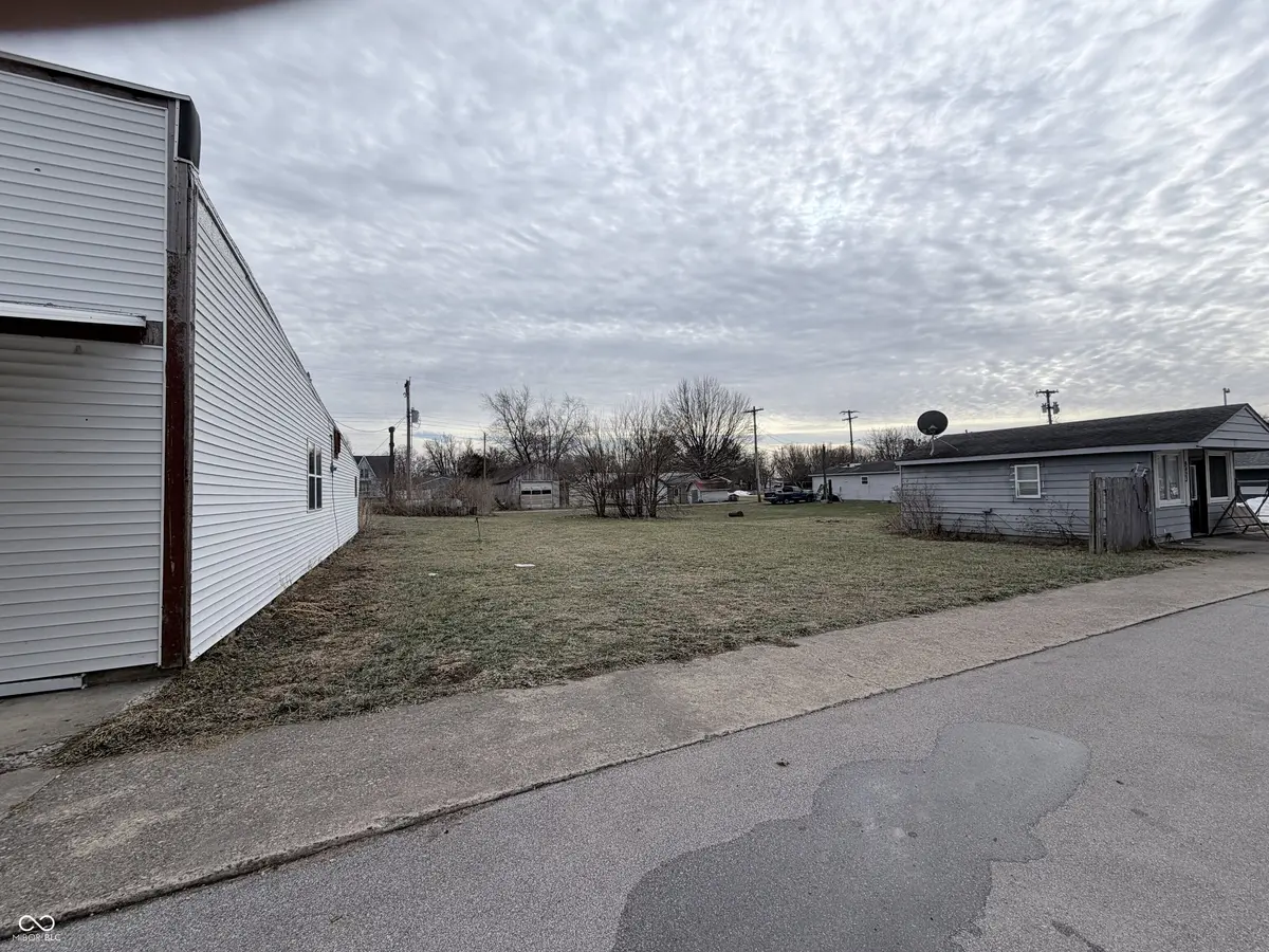 0 White ST, Clarks Hill, IN 47930