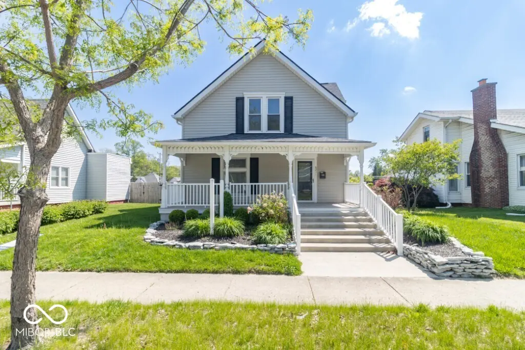 621 N State ST, Greenfield, IN 46140