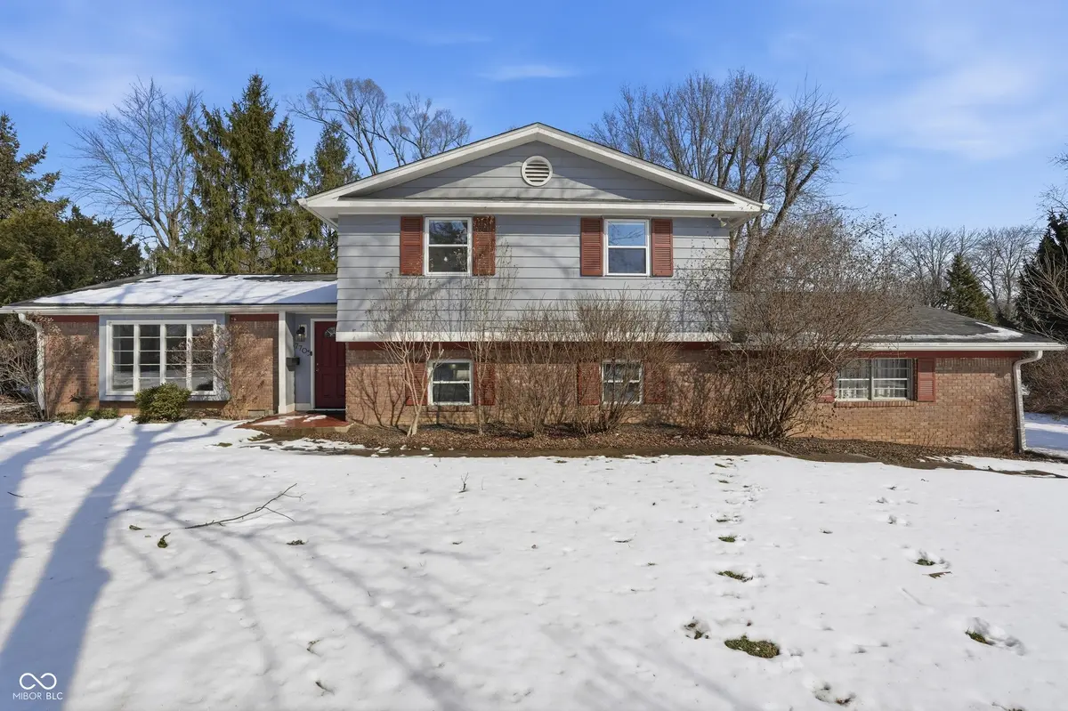 7705 N Whittier PL, Indianapolis, IN 46250