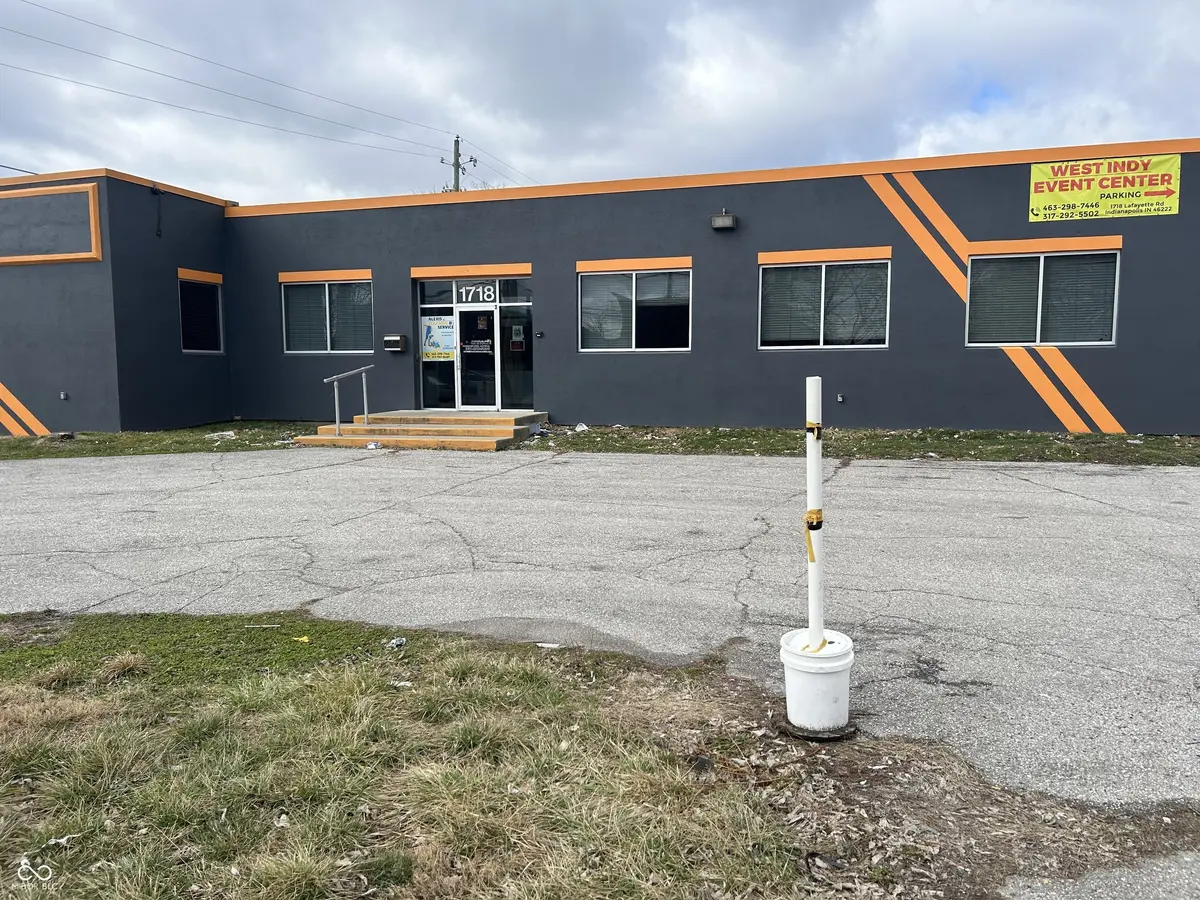 1718 Lafayette RD, Indianapolis, IN 46222