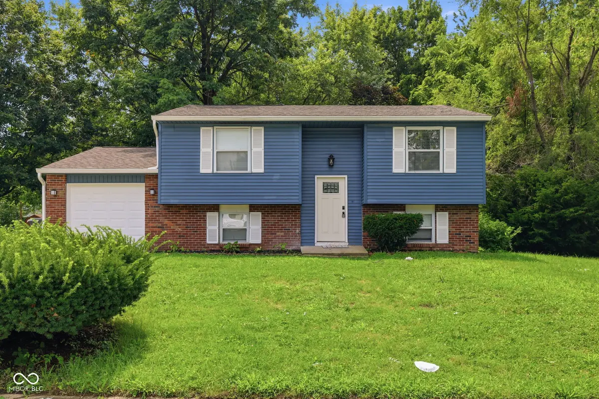 11345 McDowell DR, Indianapolis, IN 46229