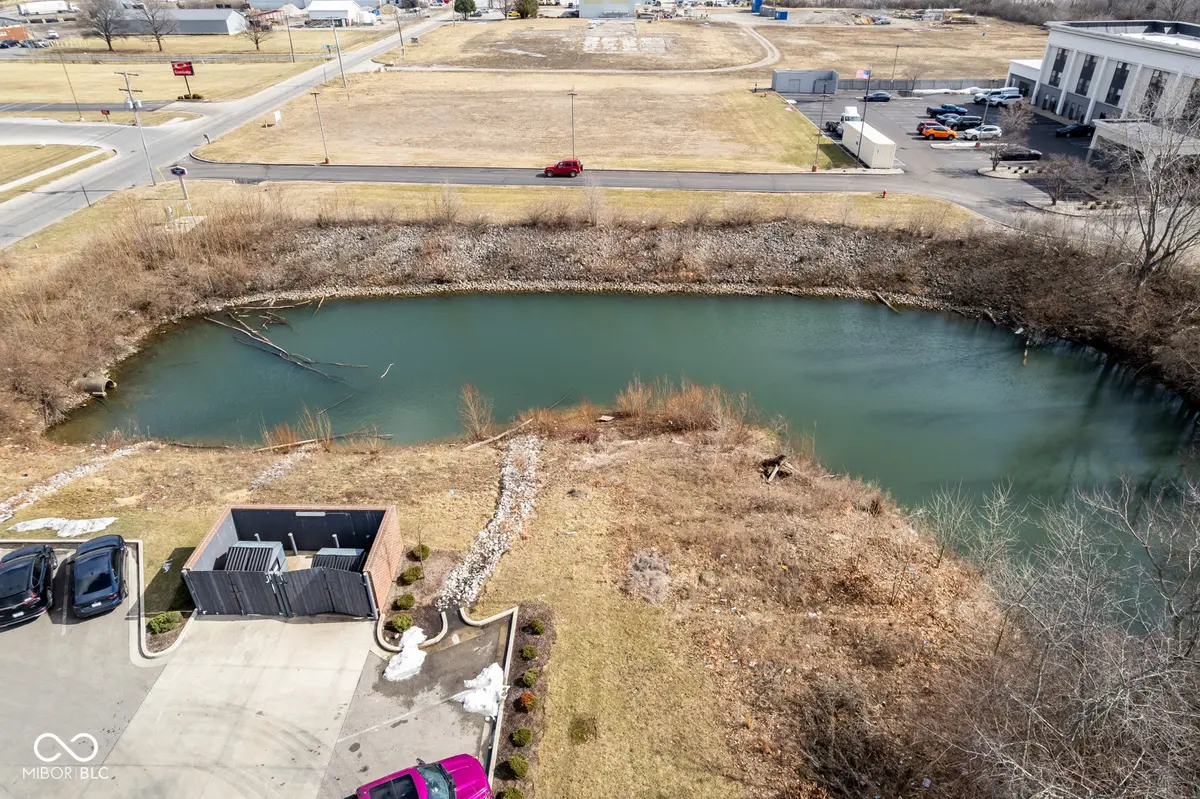 1792 N Riley HWY, Shelbyville, IN 46176