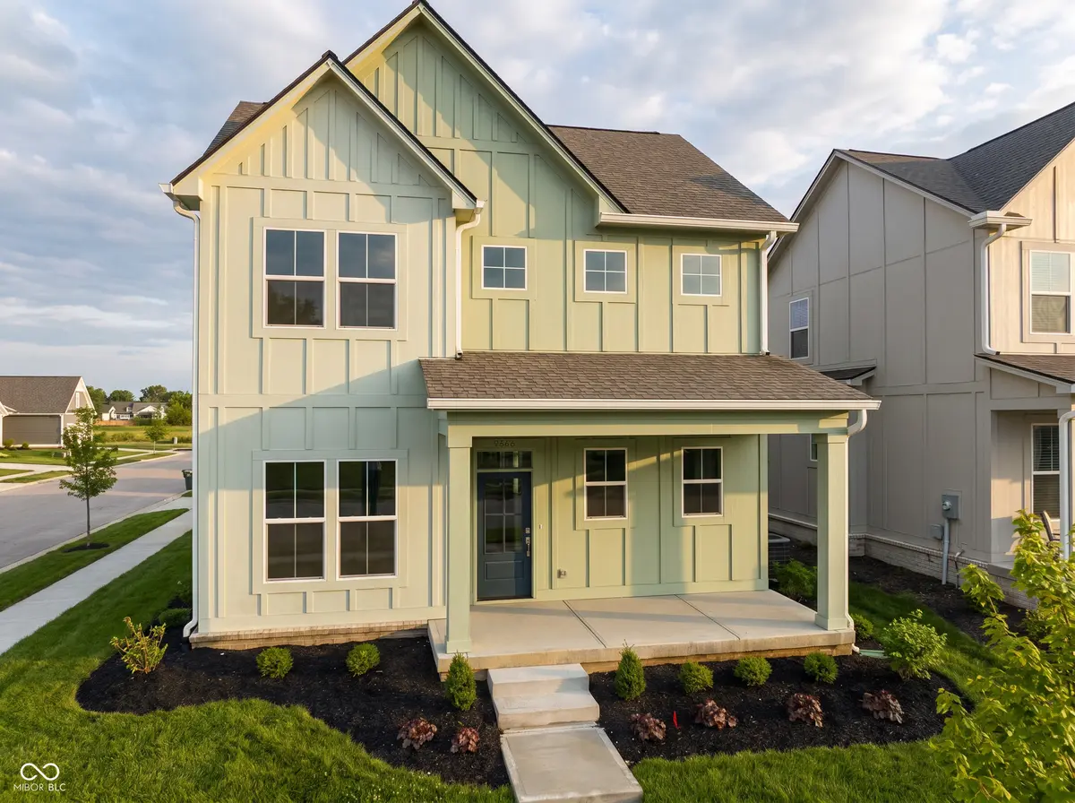 9866 Morningstar LN, Carmel, IN 46280