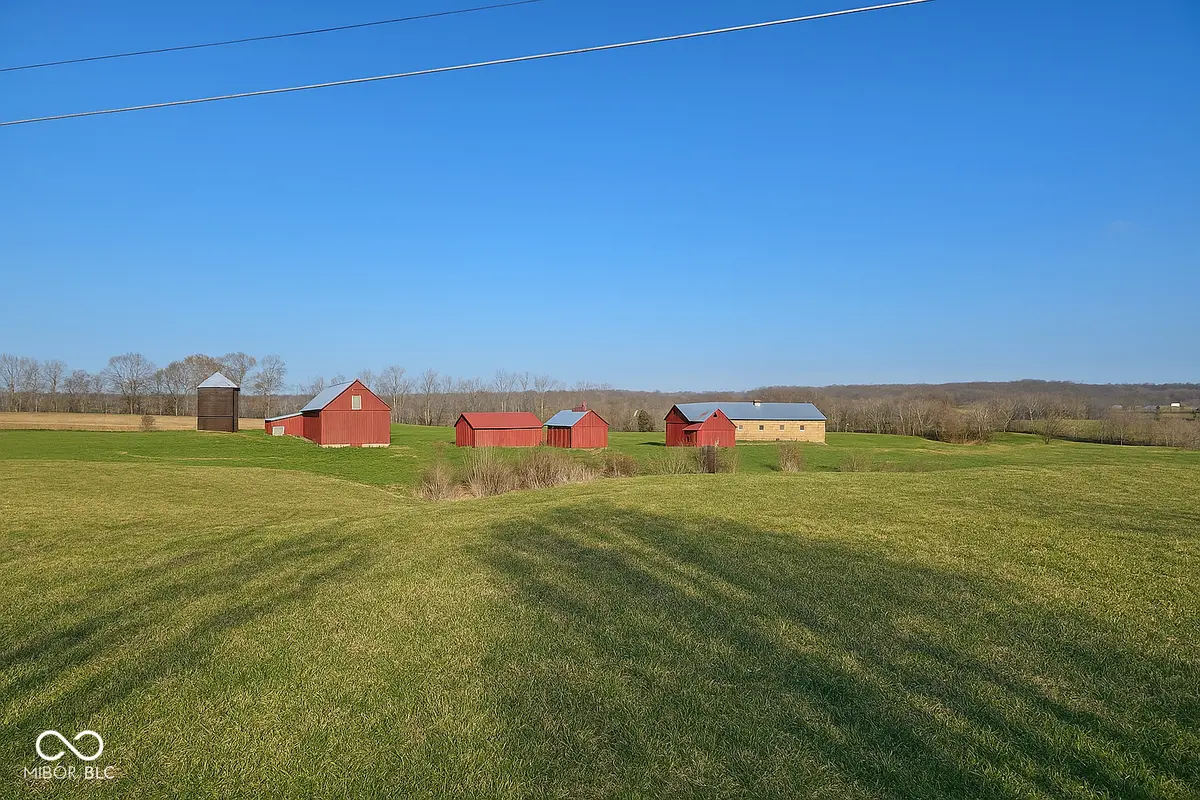 8680 S Strain Ridge RD, Bloomington, IN 47401