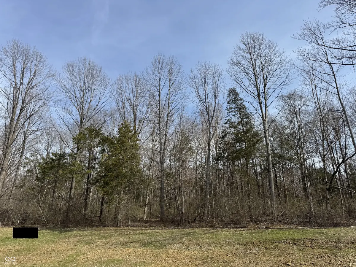 5399 Stonewood CT, Bargersville, IN 46106