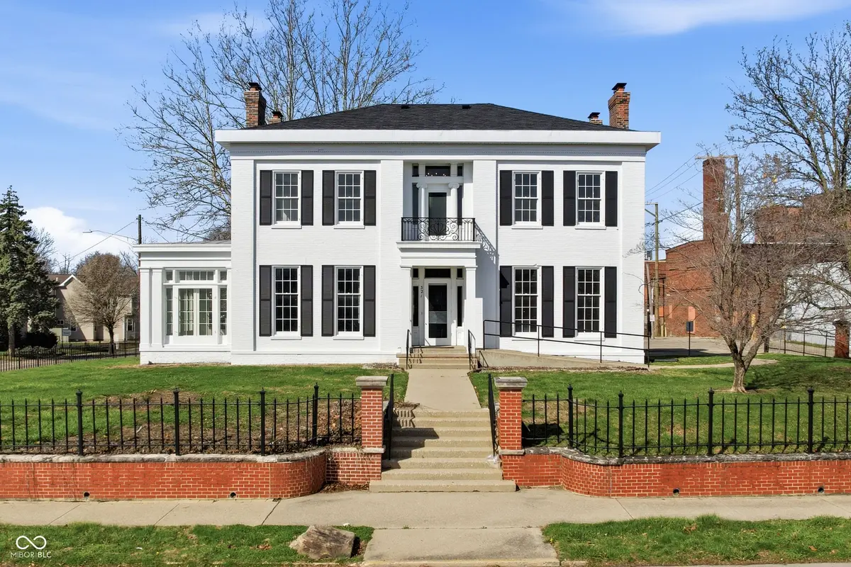321 S Main ST, New Castle, IN 47362