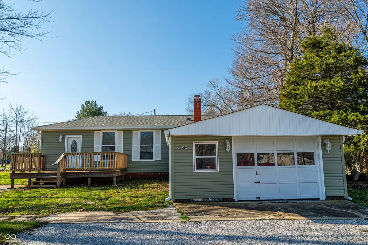 219 Frost WAY, Cloverdale, IN 46120
