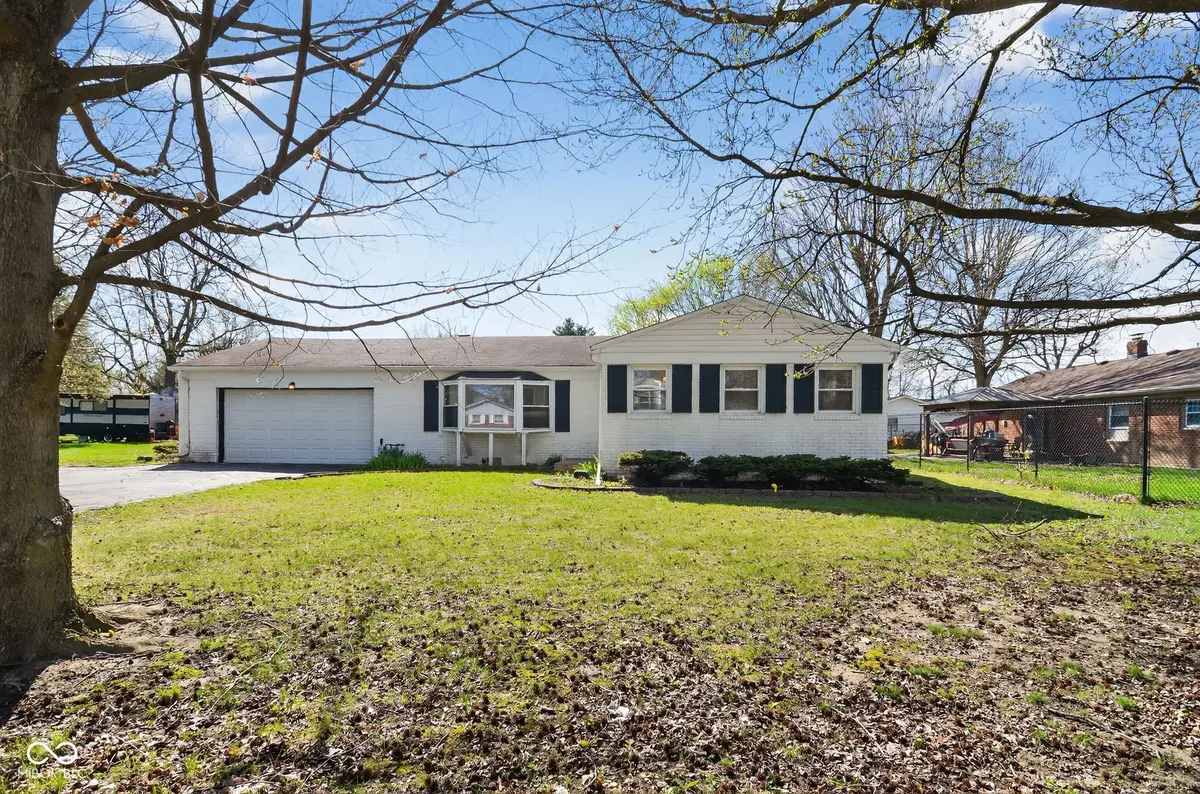 802 Chapel Hill RD, Indianapolis, IN 46214