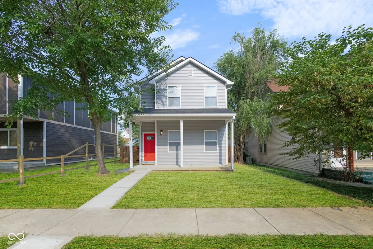 35 S Bradley AVE, Indianapolis, IN 46201