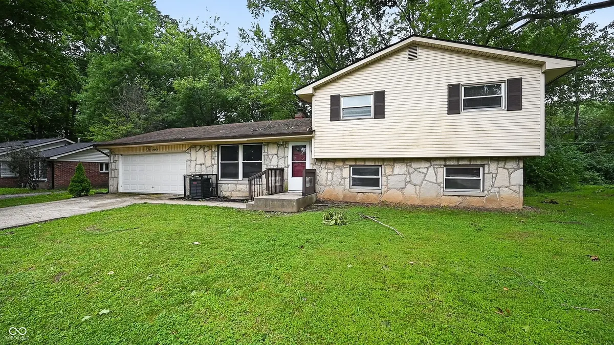 7045 Buick DR, Indianapolis, IN 46214