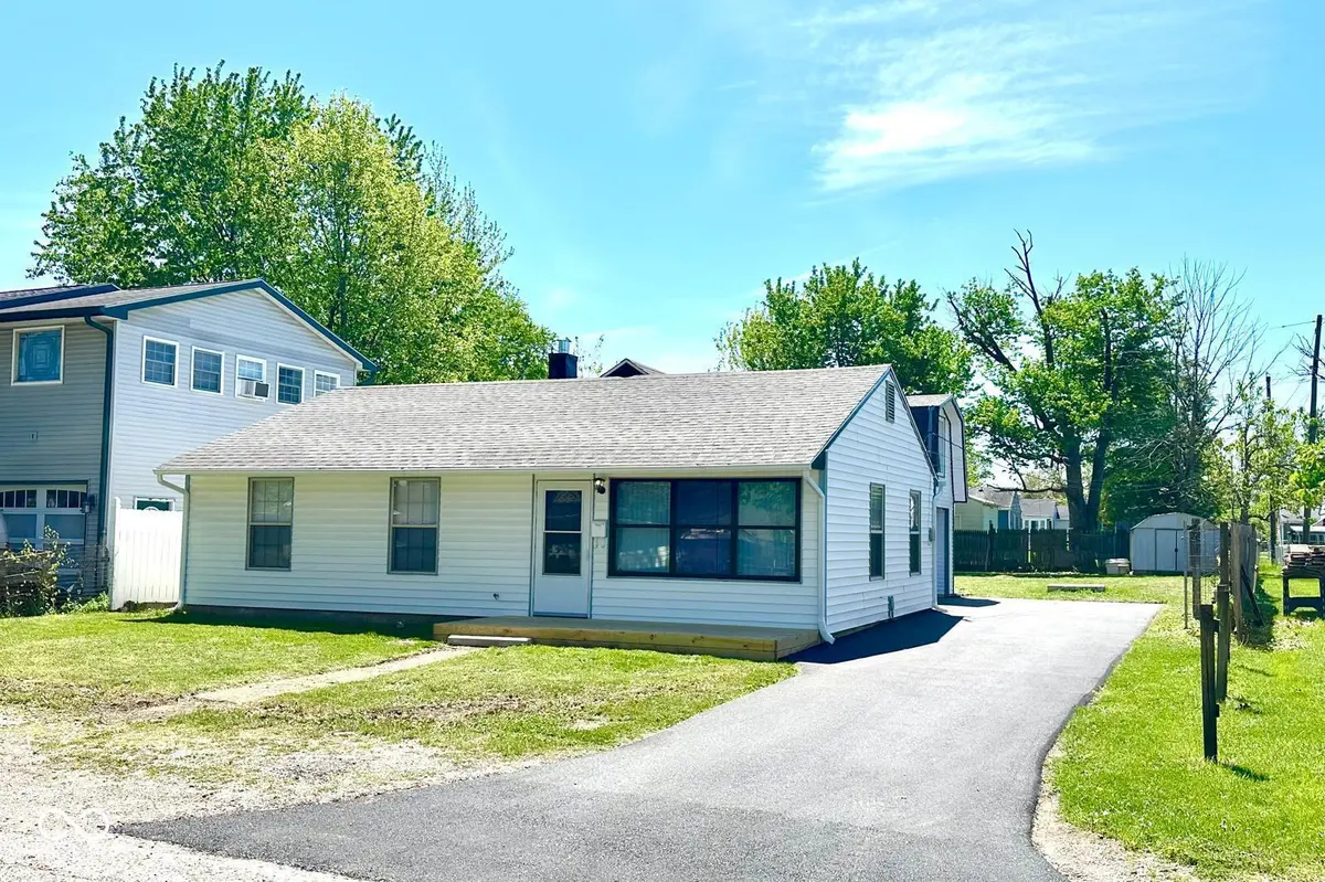 5725 Greenfield AVE, Indianapolis, IN 46219