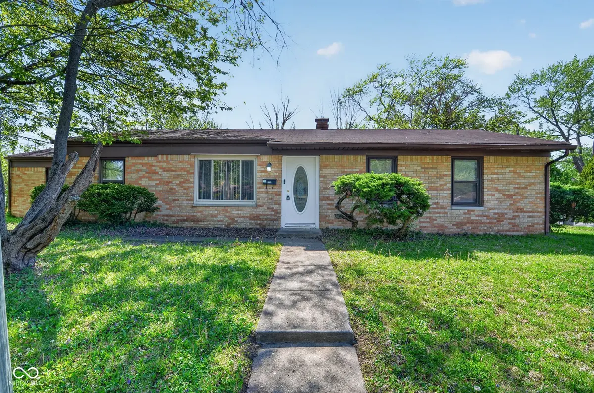 4328 N Kenmore RD, Indianapolis, IN 46226