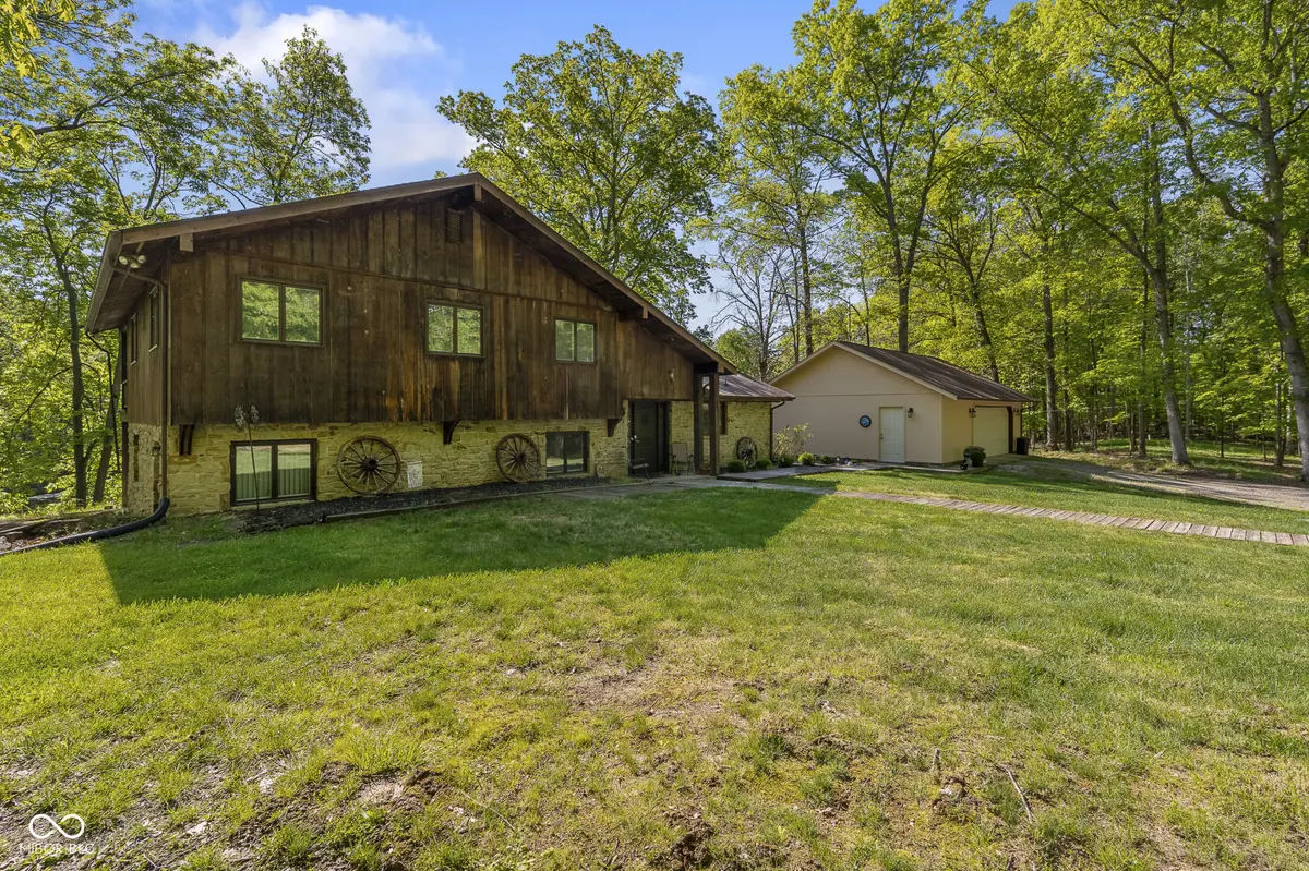 3546 Morrison RD, Nashville, IN 47448