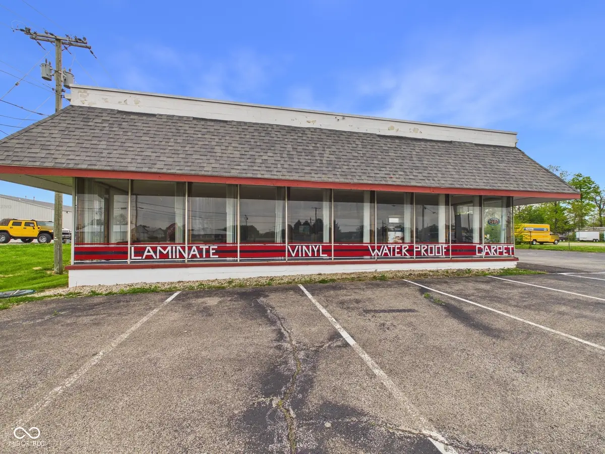 4411 N Broadway AVE, Muncie, IN 47303