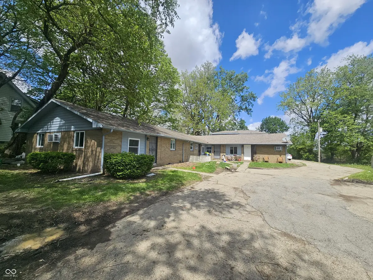 714 W Cross ST, Anderson, IN 46011