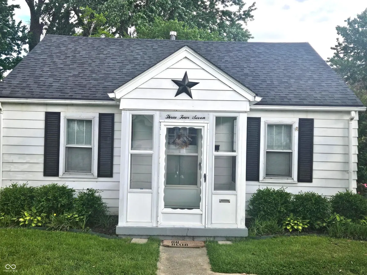 347 S Fern ST, Sellersburg, IN 47172