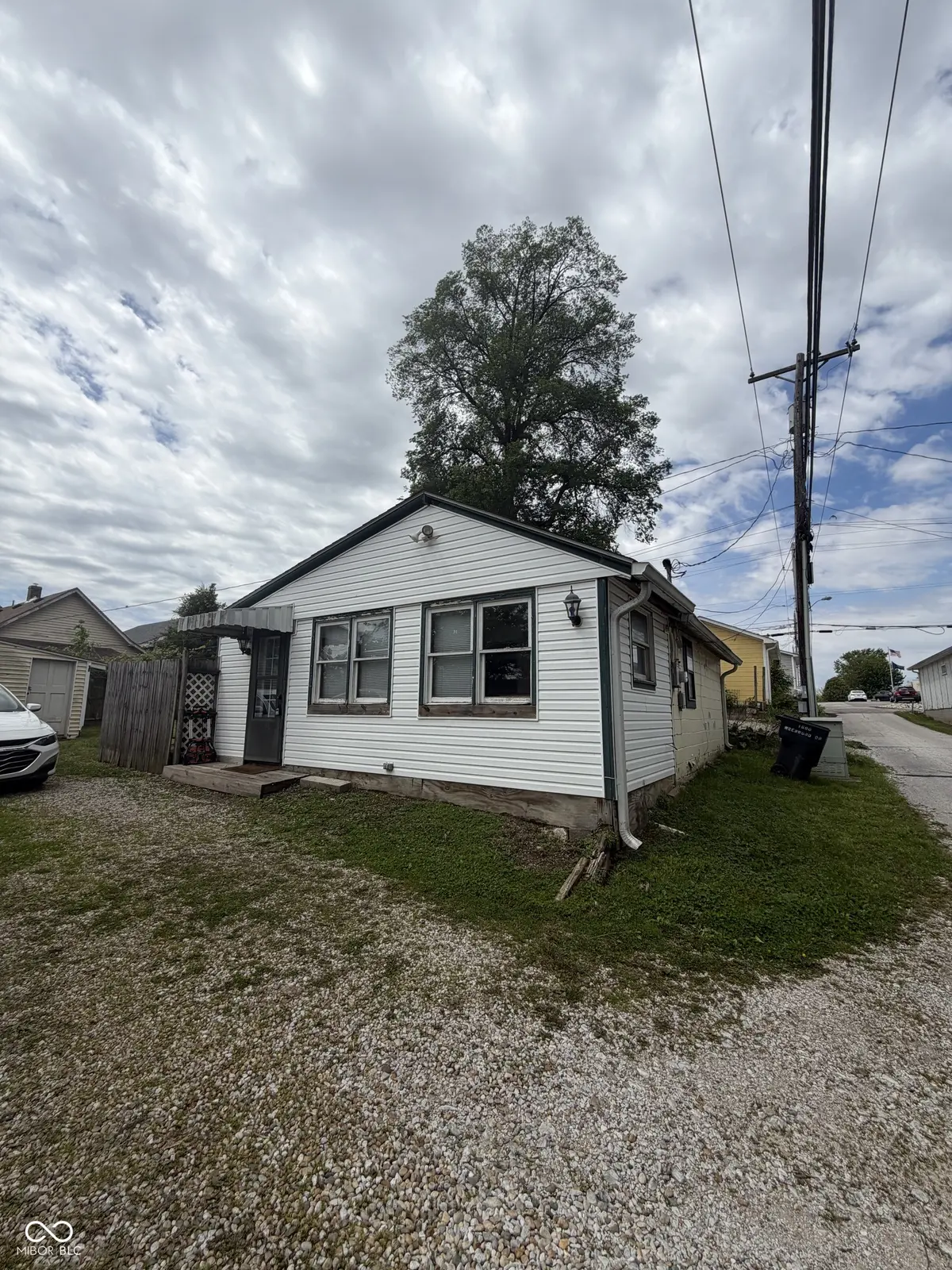 48-50 1/2 E Main ST, Mooresville, IN 46158