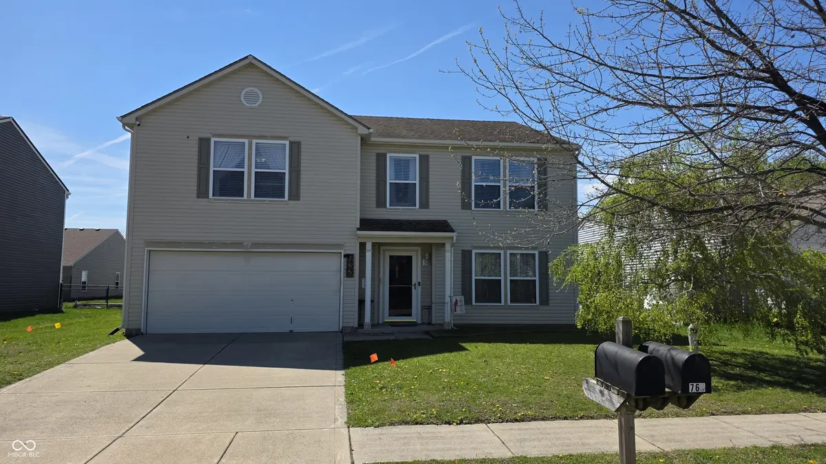 765 Country Gate DR, Whiteland, IN 46184