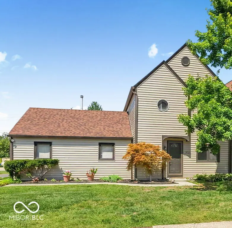 5924 Highgate CIR E, Indianapolis, IN 46250