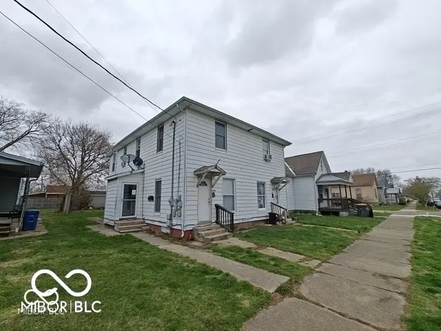 106 W Pennsylvania ST, Shelbyville, IN 46176