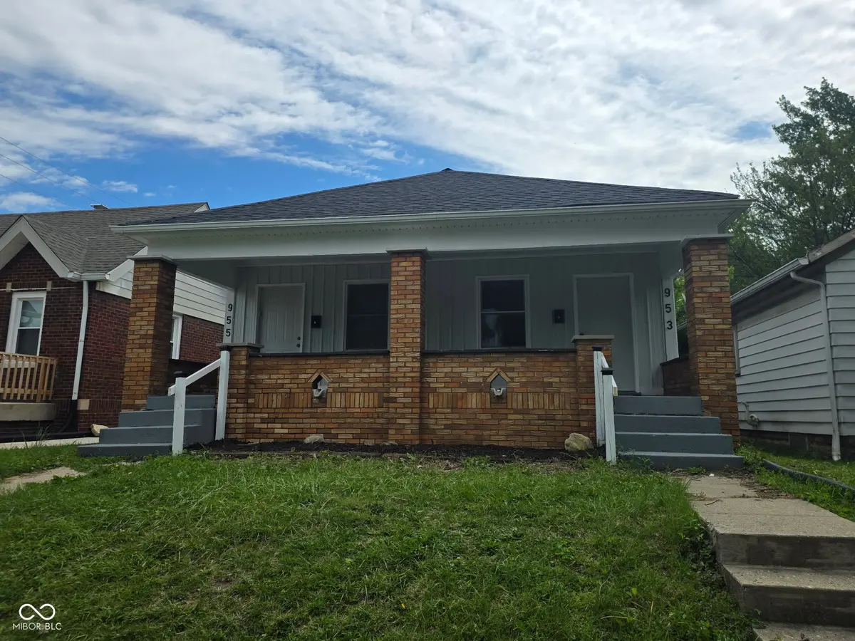 955 N Bosart AVE, Indianapolis, IN 46201
