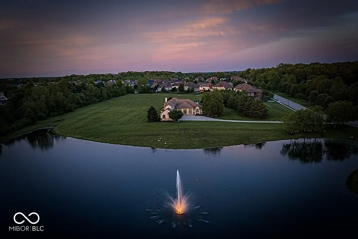 3476 Homestretch DR, Carmel, IN 46032