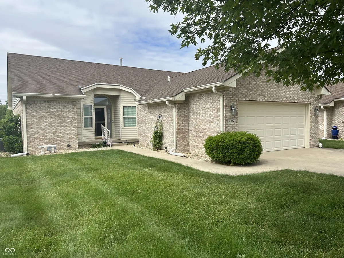 4964 W Cedar Cove DR, New Palestine, IN 46163