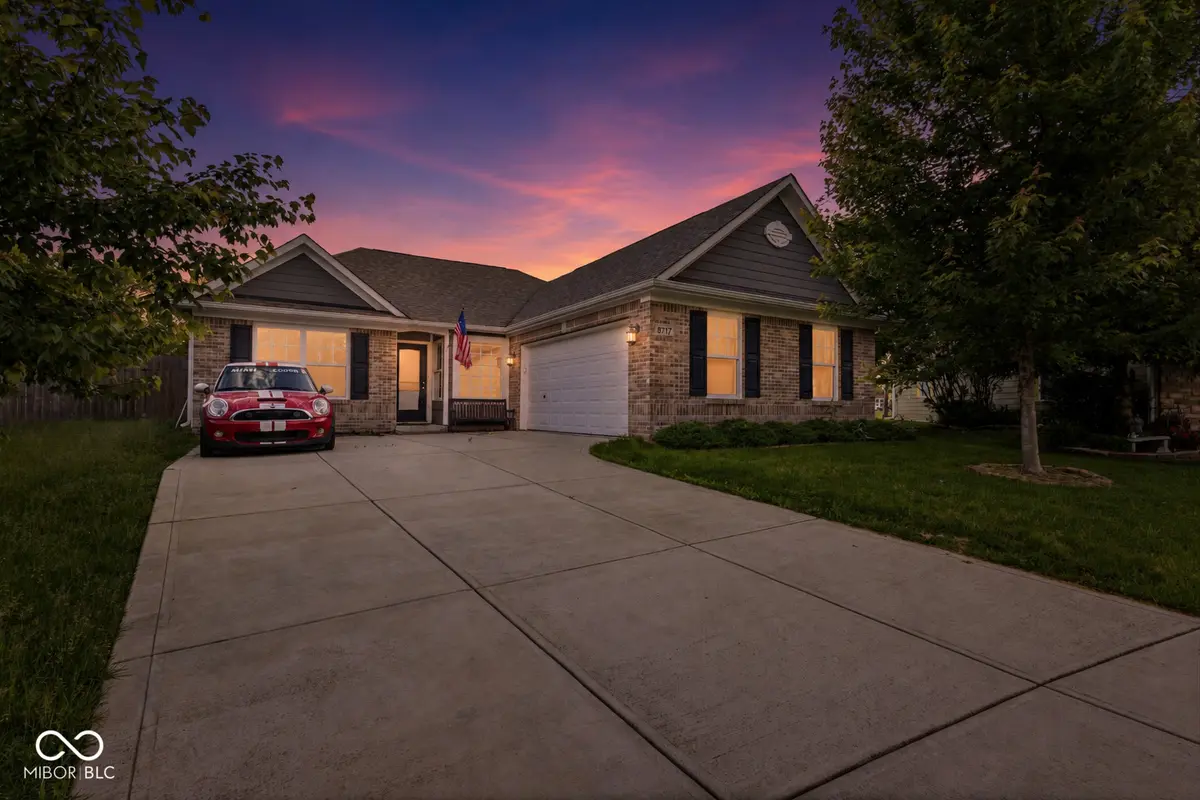 8717 Fielding LN, Indianapolis, IN 46239