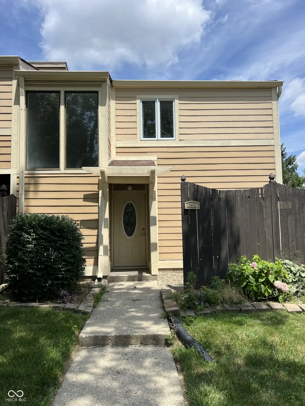 635 Cobblestone RD, Avon, IN 46123