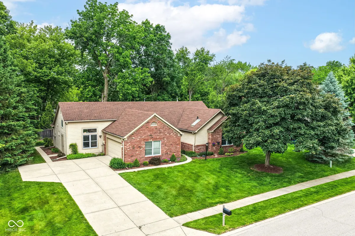 13764 Roswell DR, Carmel, IN 46032