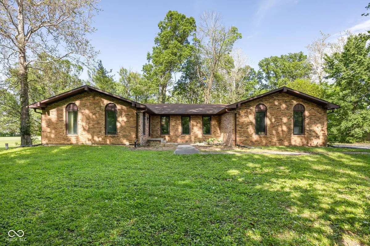 1186 S 200 E, Kokomo, IN 46902