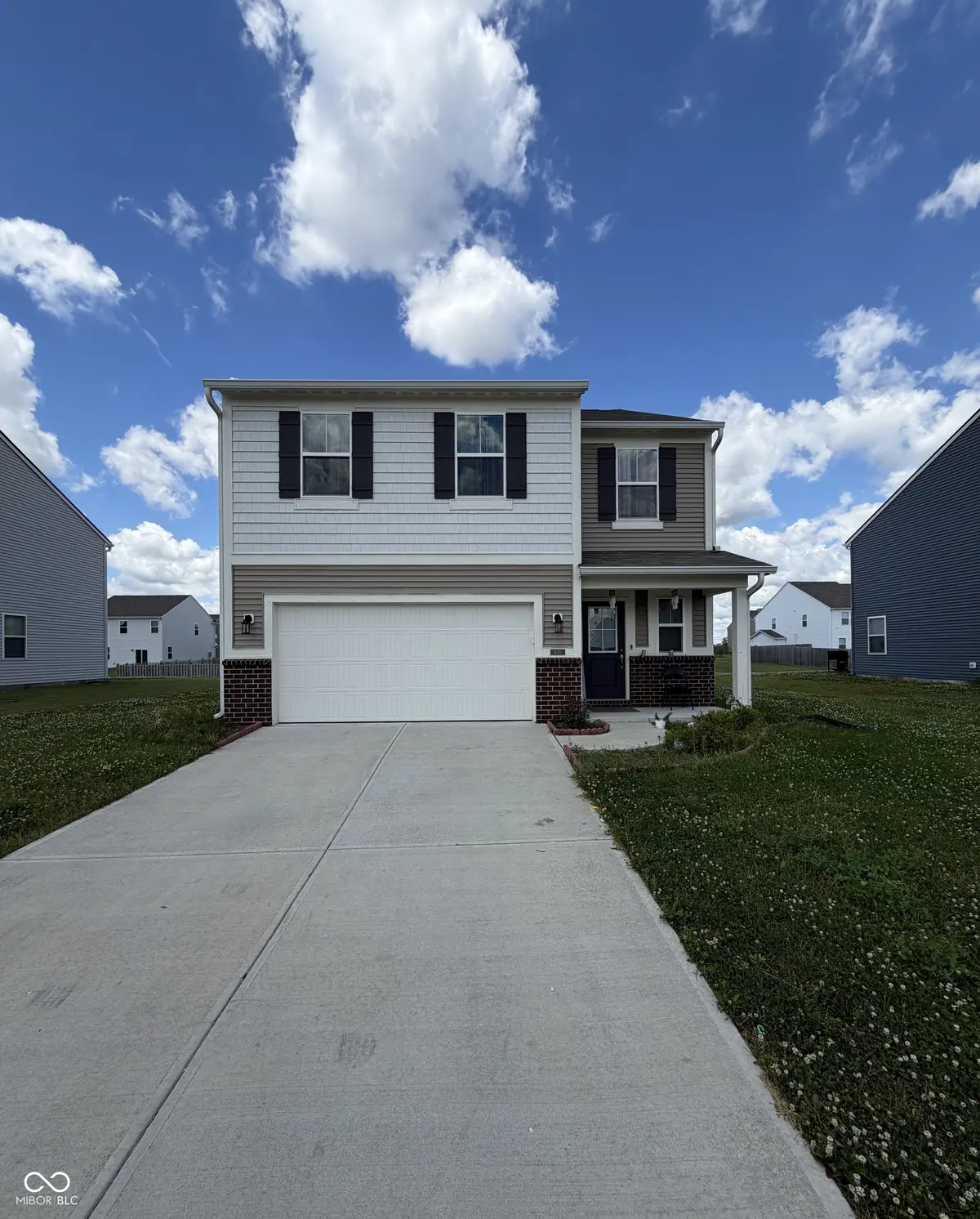 406 Switchgrass LN, Whiteland, IN 46184