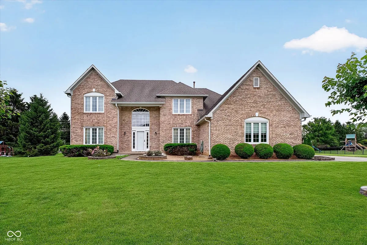 14477 Whisper Wind DR, Carmel, IN 46032